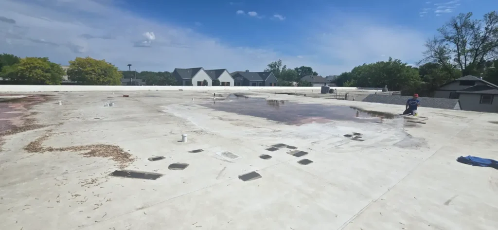 Commercial Roofing Company Saint Paul, MN leak detection for commercial roofs in saint paul MN