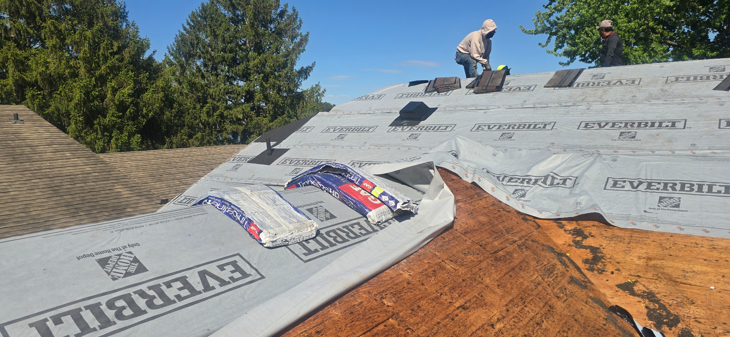 Recent asphalt shingle installation roof project completed by Sellers Roofing Company near Vadnais Heights, Minnesota
